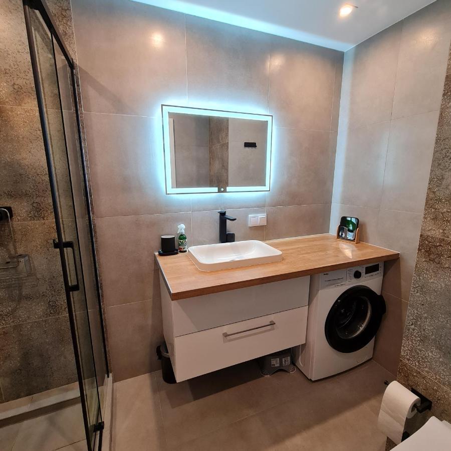 Green Apartament Dziwnow Ngoại thất bức ảnh