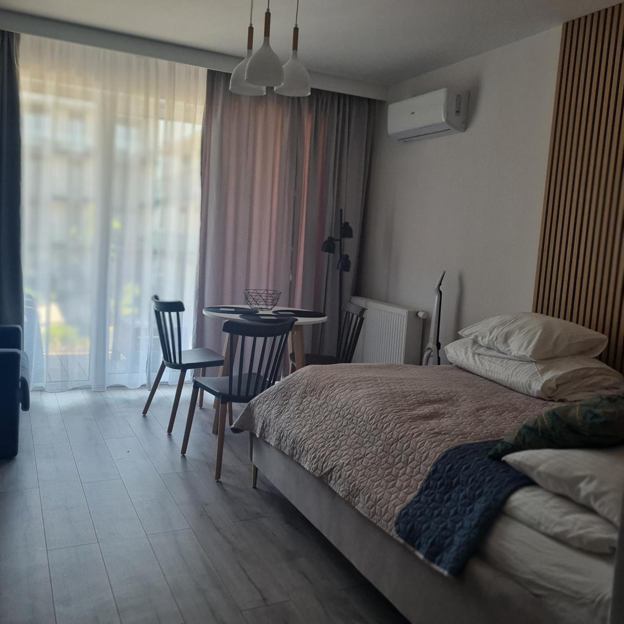 Green Apartament Dziwnow Ngoại thất bức ảnh